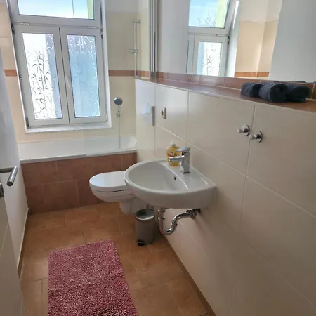 Ruhiges Leipziger Neuseenland, Direkte S-bahn Anbindung Leipzig Sowie Messe Lejlighed