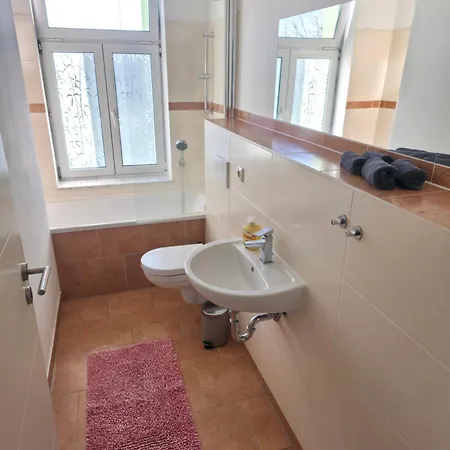 Ruhiges Leipziger Neuseenland, Direkte S-bahn Anbindung Leipzig Sowie Messe Lejlighed